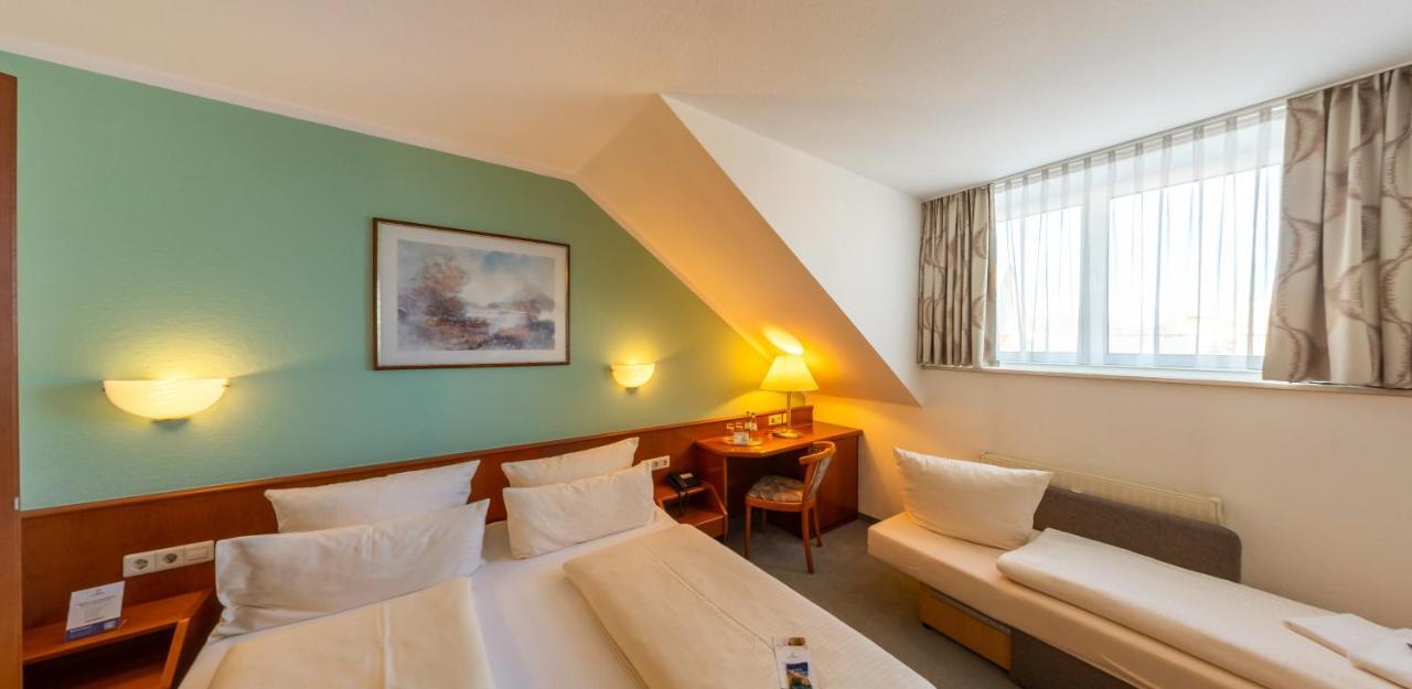 Hotel Loewen เมคเคนบอยเริน ภายนอก รูปภาพ