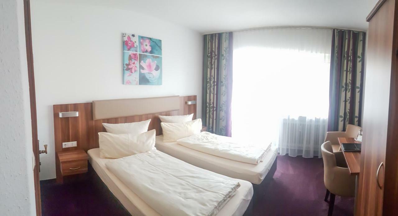 Hotel Loewen เมคเคนบอยเริน ภายนอก รูปภาพ